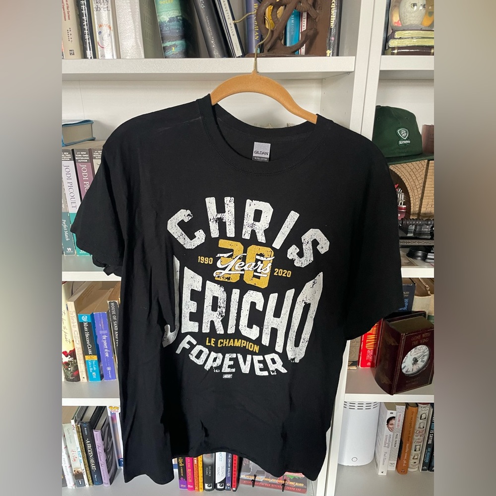 AEW- Chris Jericho 30 Years of Wrestling- Men’s size Medium